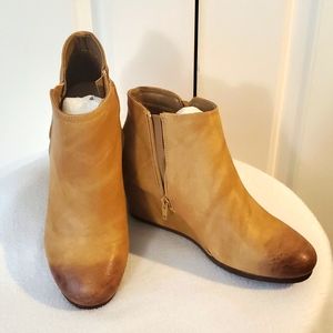 NWT TWO COLORED BOOTIES